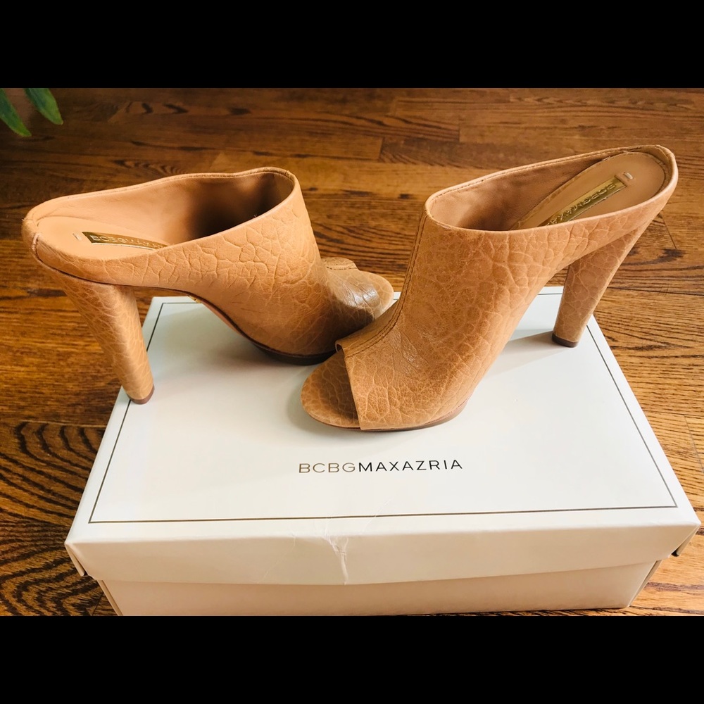 BCBGMAXAZRIA Jeremy 1 Sand tumbled rhino prnt